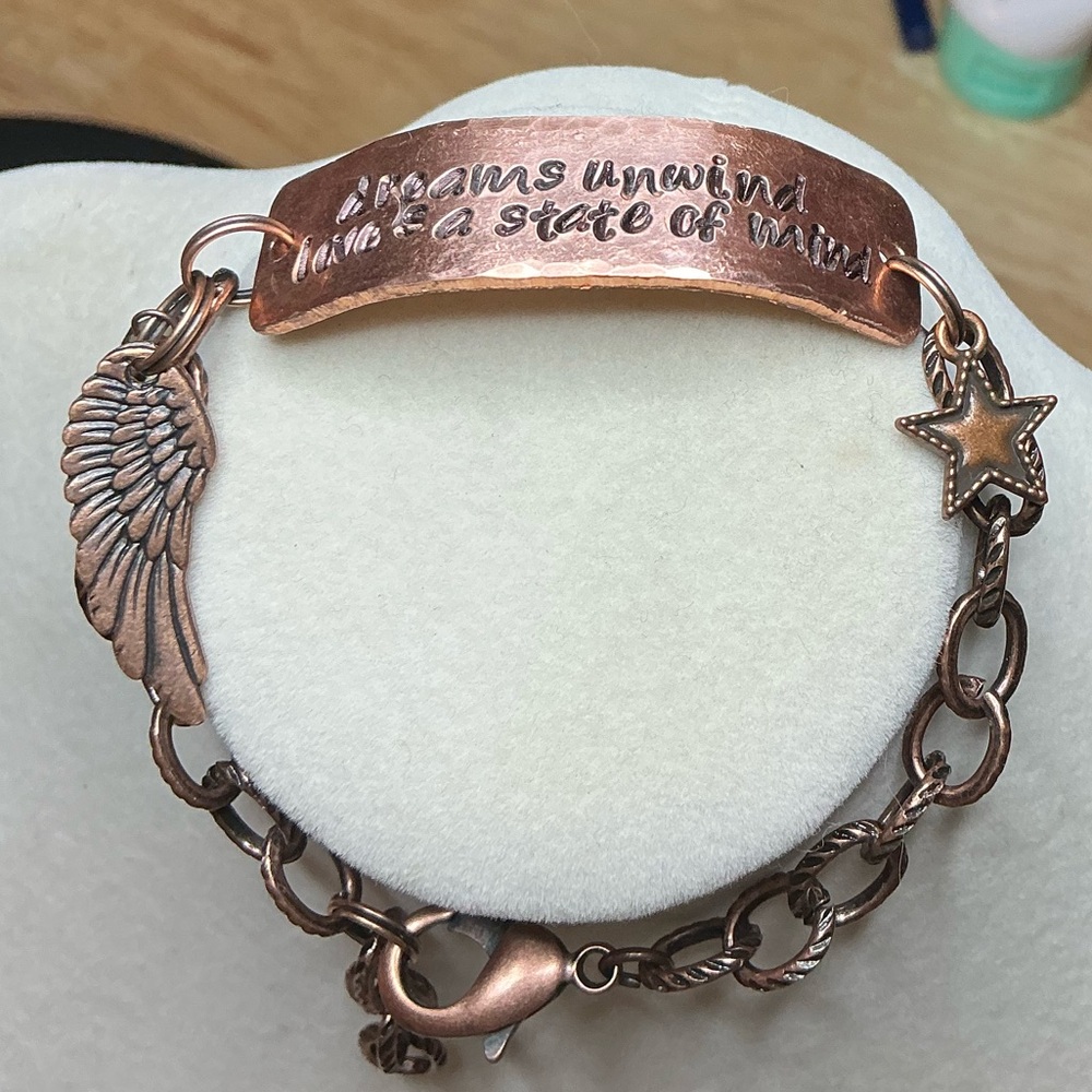 Copper Fleetwood Mac -6mm bracelet
Dreams unwind loves a state of mind handmade